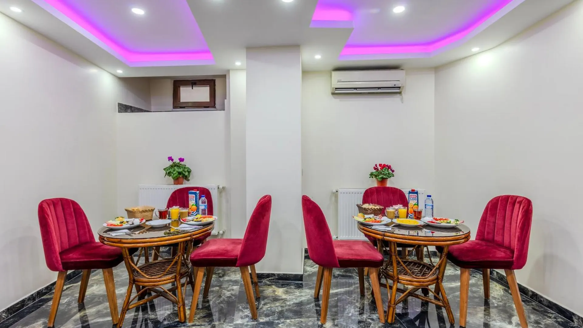 Hotel Silviya Стамбул