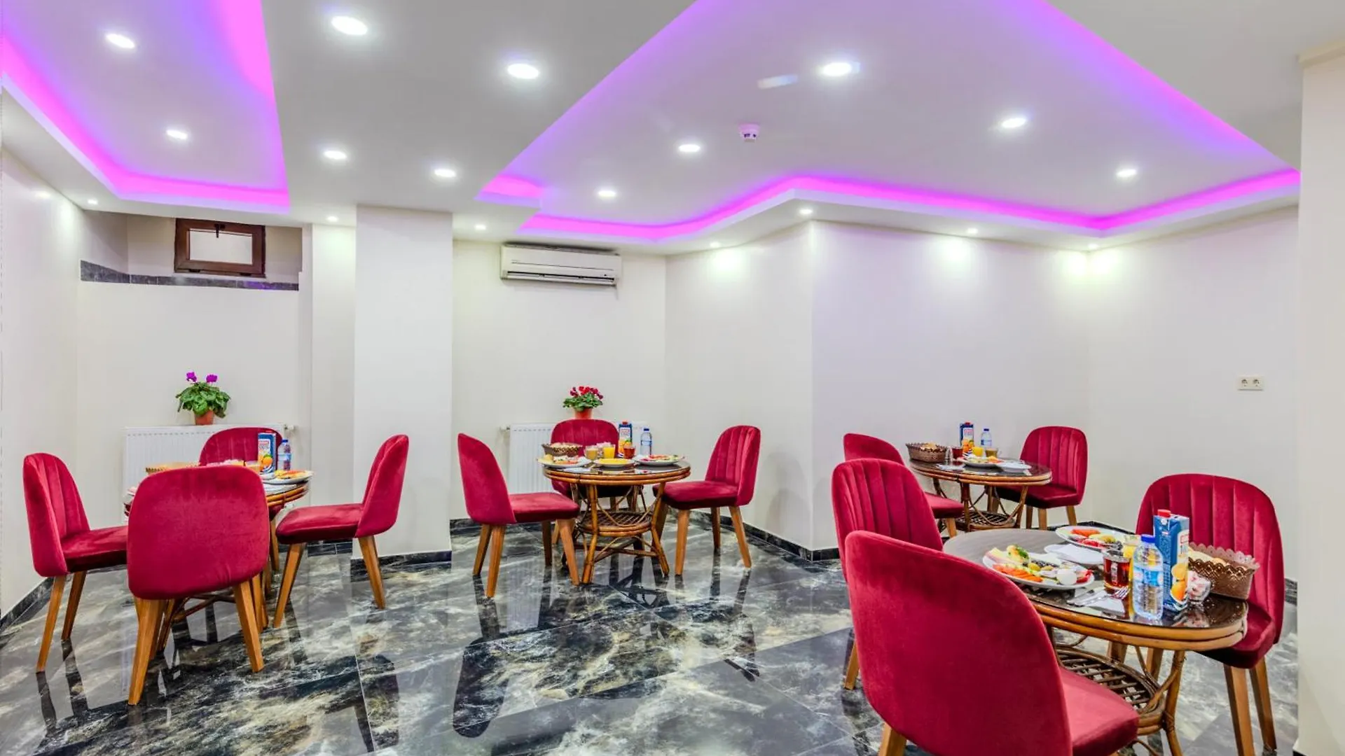 Hotel Silviya Стамбул 3*,