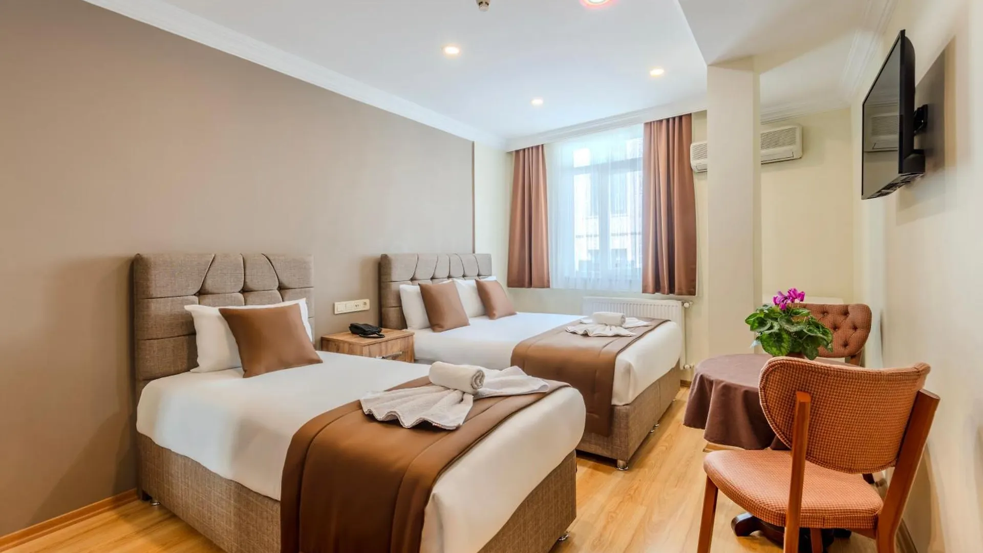 Hotel Silviya Стамбул