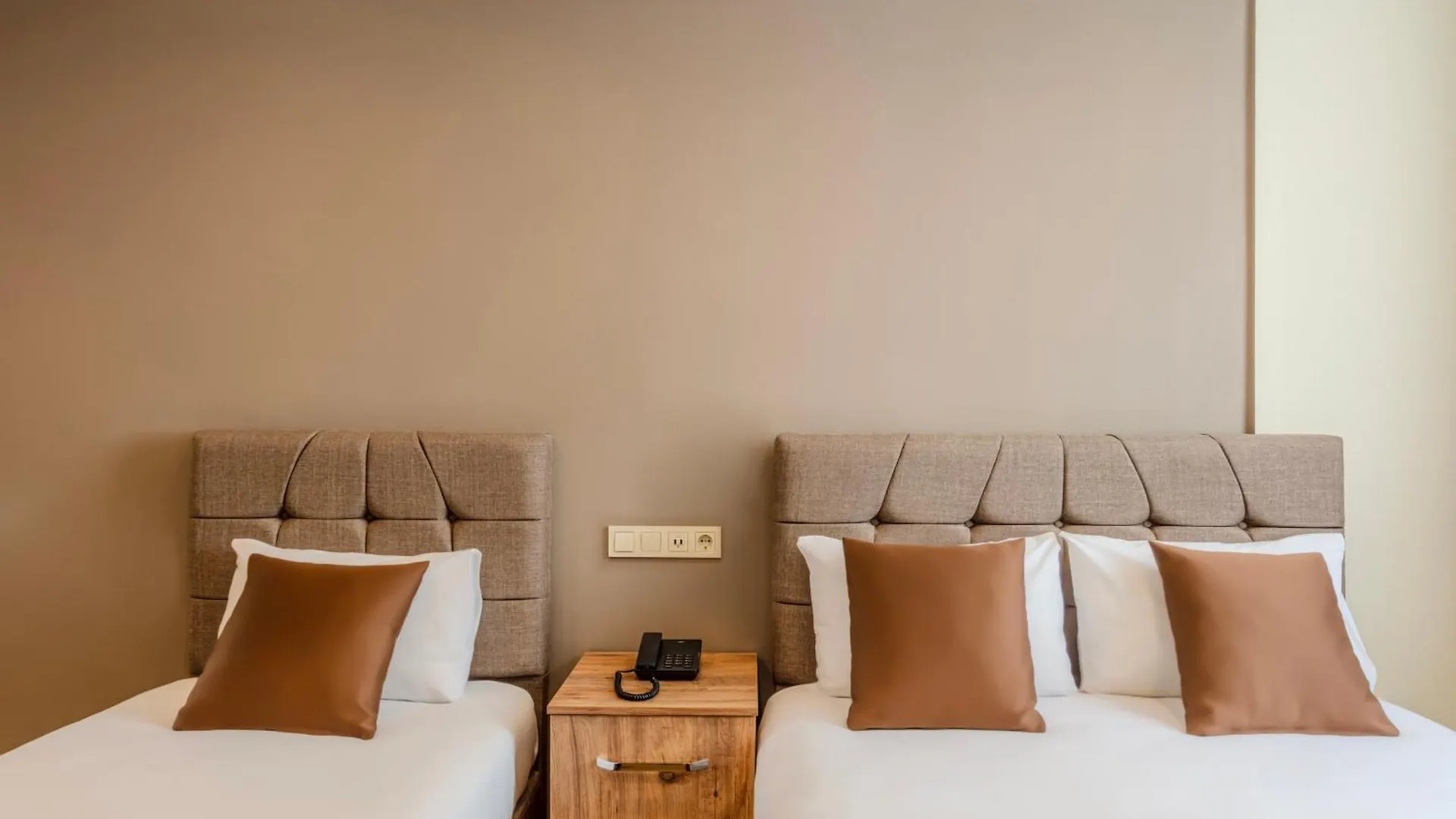 Hotel Silviya Стамбул 3*,