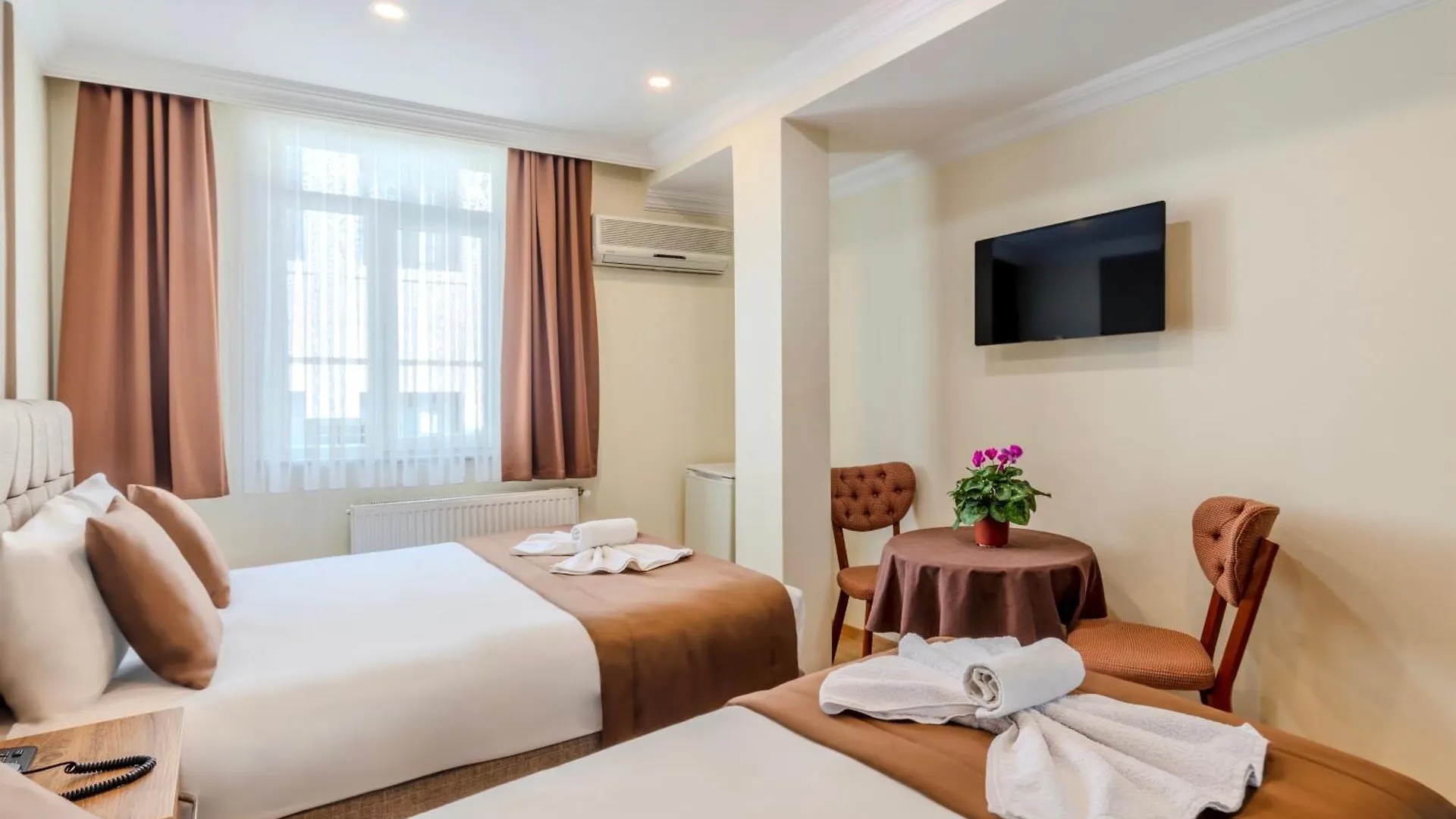 Hotel Silviya Стамбул