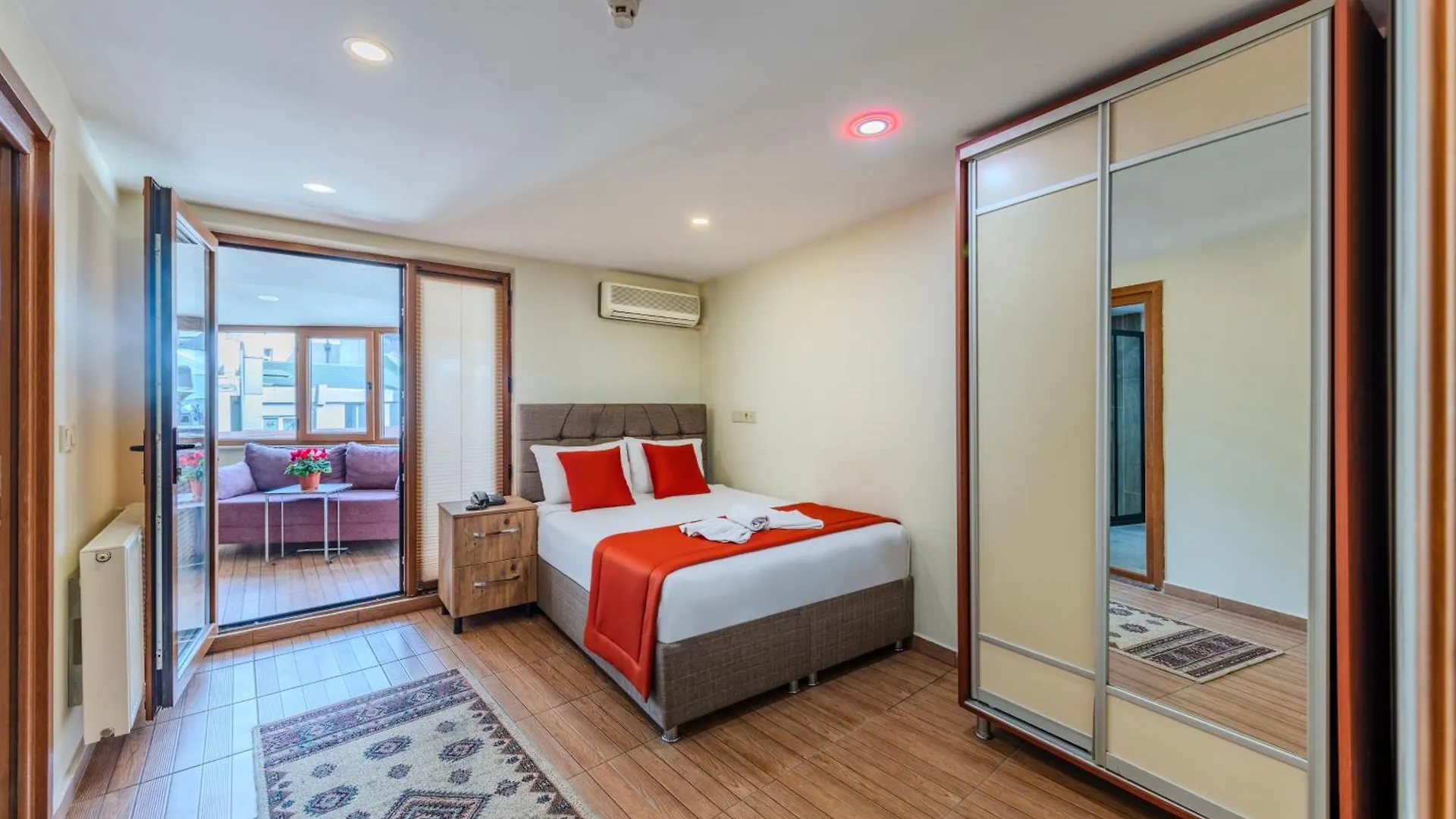 Hotel Silviya Стамбул