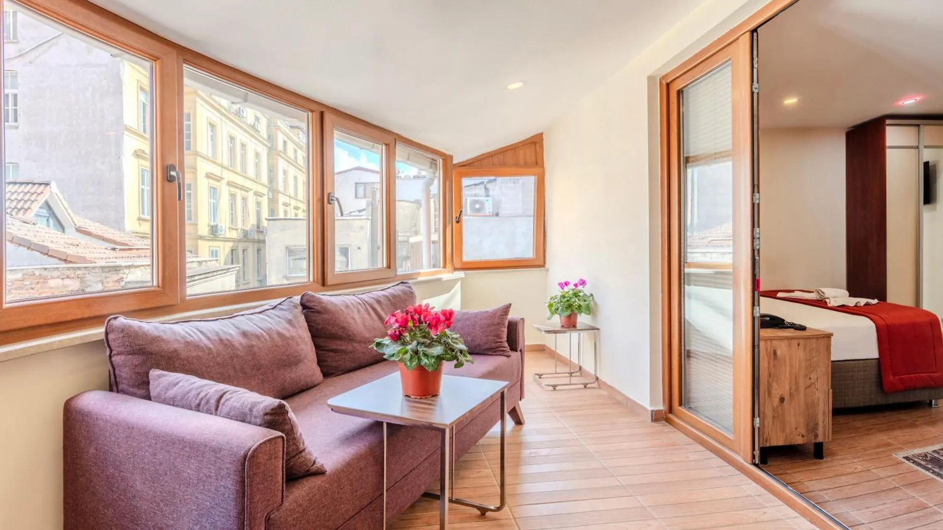 Hotel Silviya Стамбул 3*,