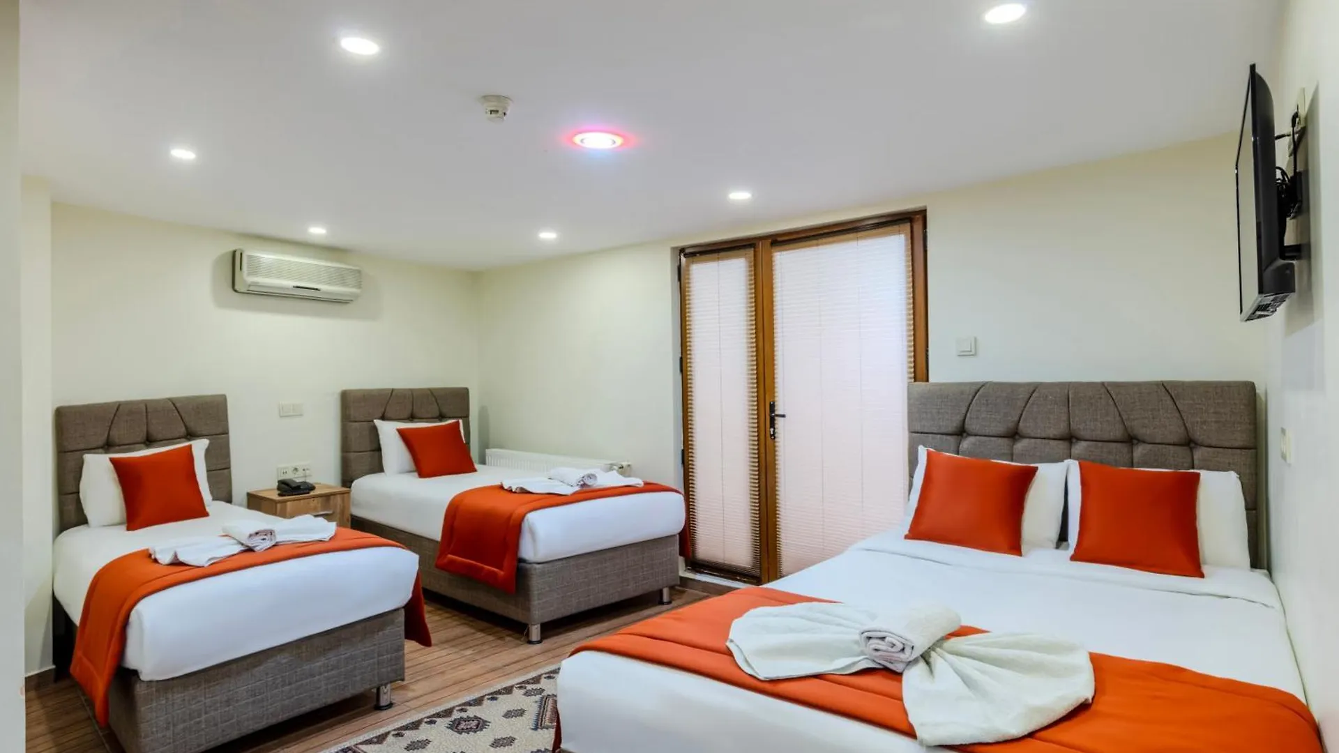 Hotel Silviya Стамбул